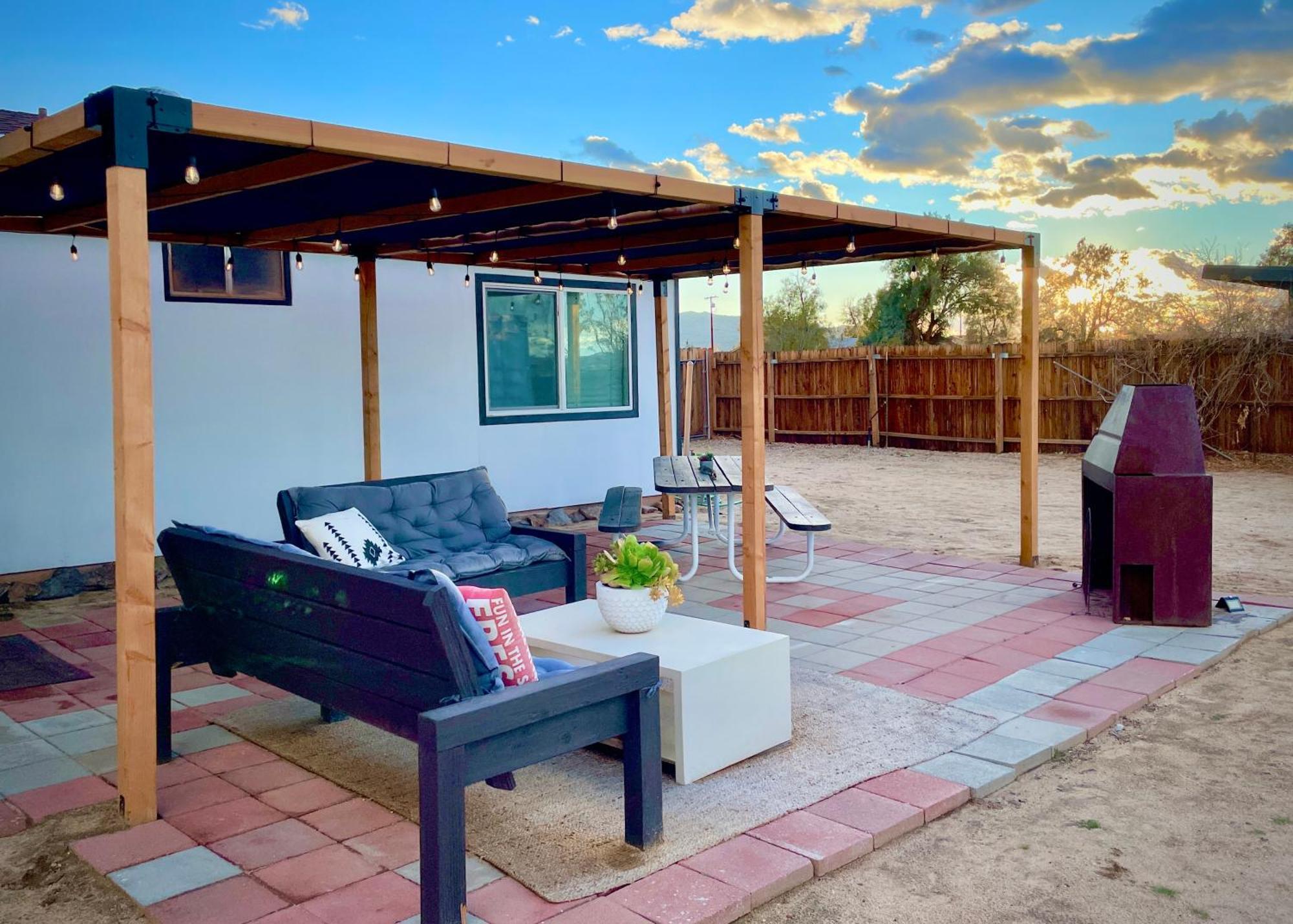 Twin Palms Desert Getaway - Jacuzzi, Fire Pit, Meditation Room & More Joshua Tree Dış mekan fotoğraf
