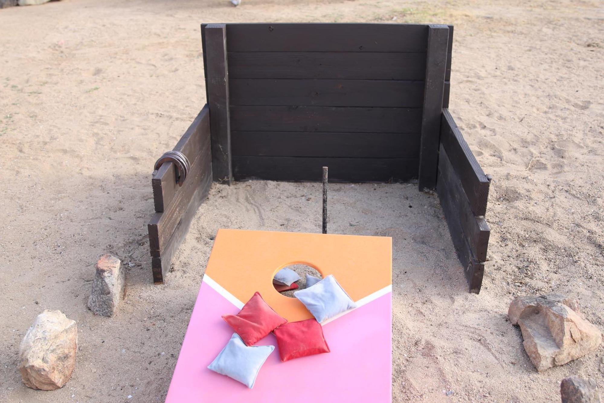 Twin Palms Desert Getaway - Jacuzzi, Fire Pit, Meditation Room & More Joshua Tree Dış mekan fotoğraf